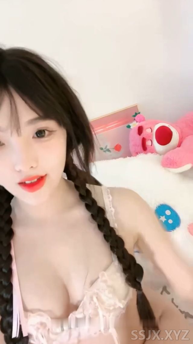 [1V/2.59G]烈焰红唇辩子小姐姐！5小时自慰诱惑！粉嫩小穴，凹凸玻璃棒抽插