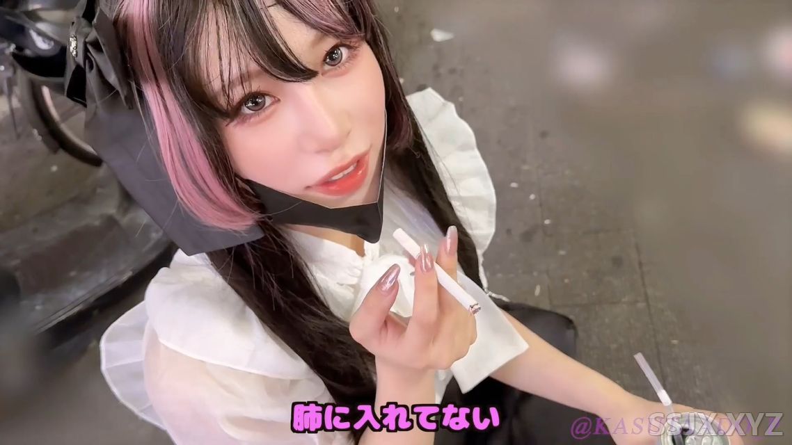 [1V/811M]完全顔出し美女フル動画わいカスコラボスペシャル企画「わいちを地雷系にしてみた」わがままを言って、わいちに地雷系の服と化粧を纏ってもらい、歌